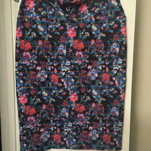 Lularoe Cassie
